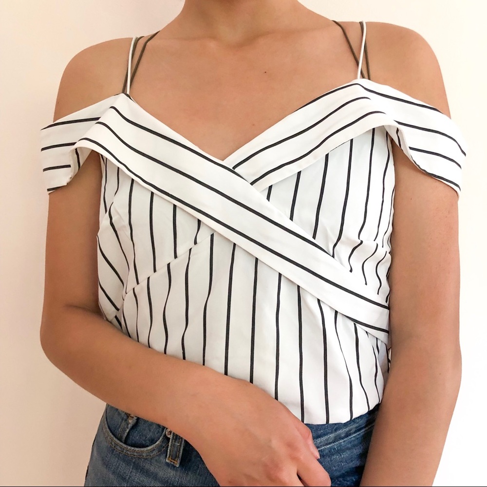 Windsor Off the Shoulder Crop Top
